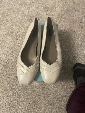 ARRAY Womens Crystal Leather Square Toe Ballet Flats. Size 12 W.